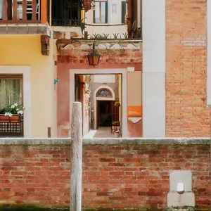 Casa Accademia Hébergement de vacances Venise